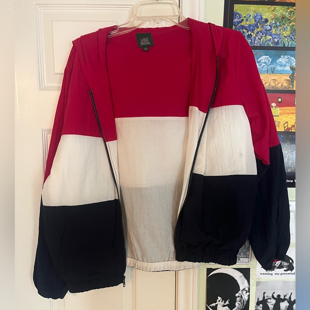 Striped wind breaker
